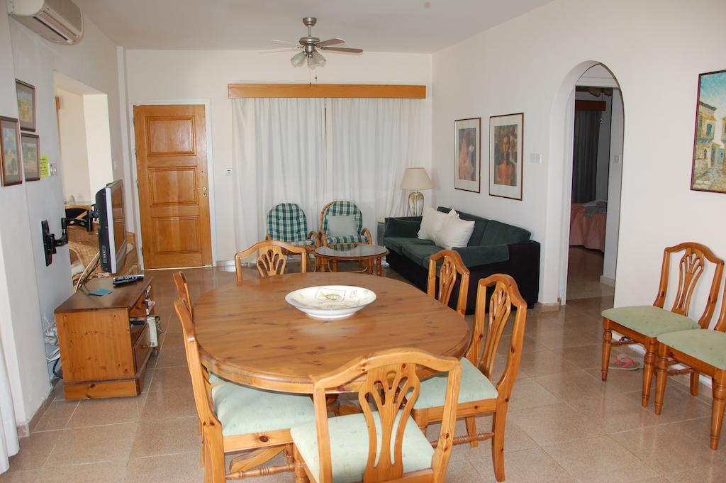 Villa Chrysanthia Polis Rum bild