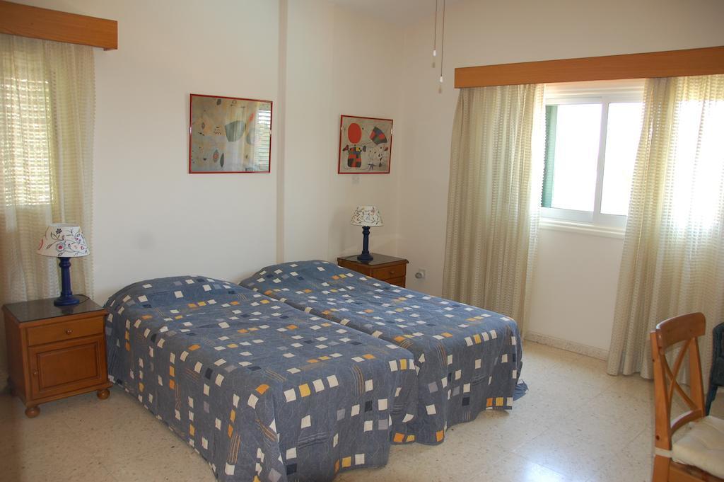 Villa Chrysanthia Polis Rum bild
